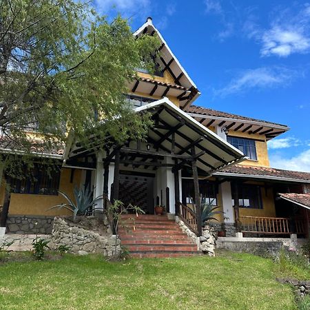 Hotel Achik Wasi Saraguro 외부 사진