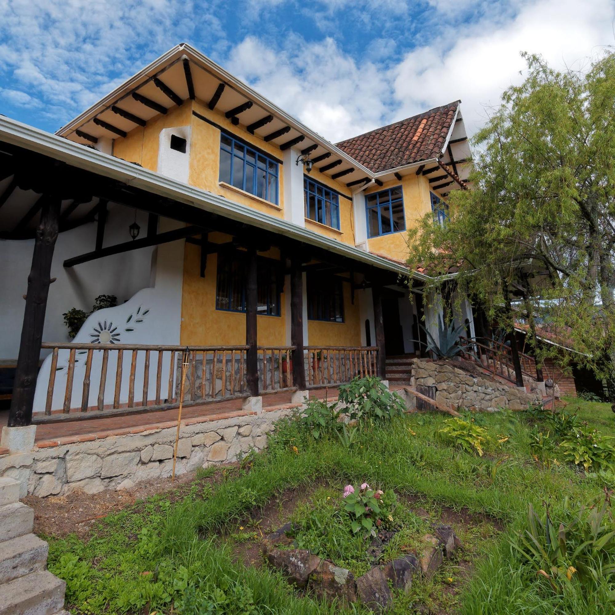 Hotel Achik Wasi Saraguro 외부 사진