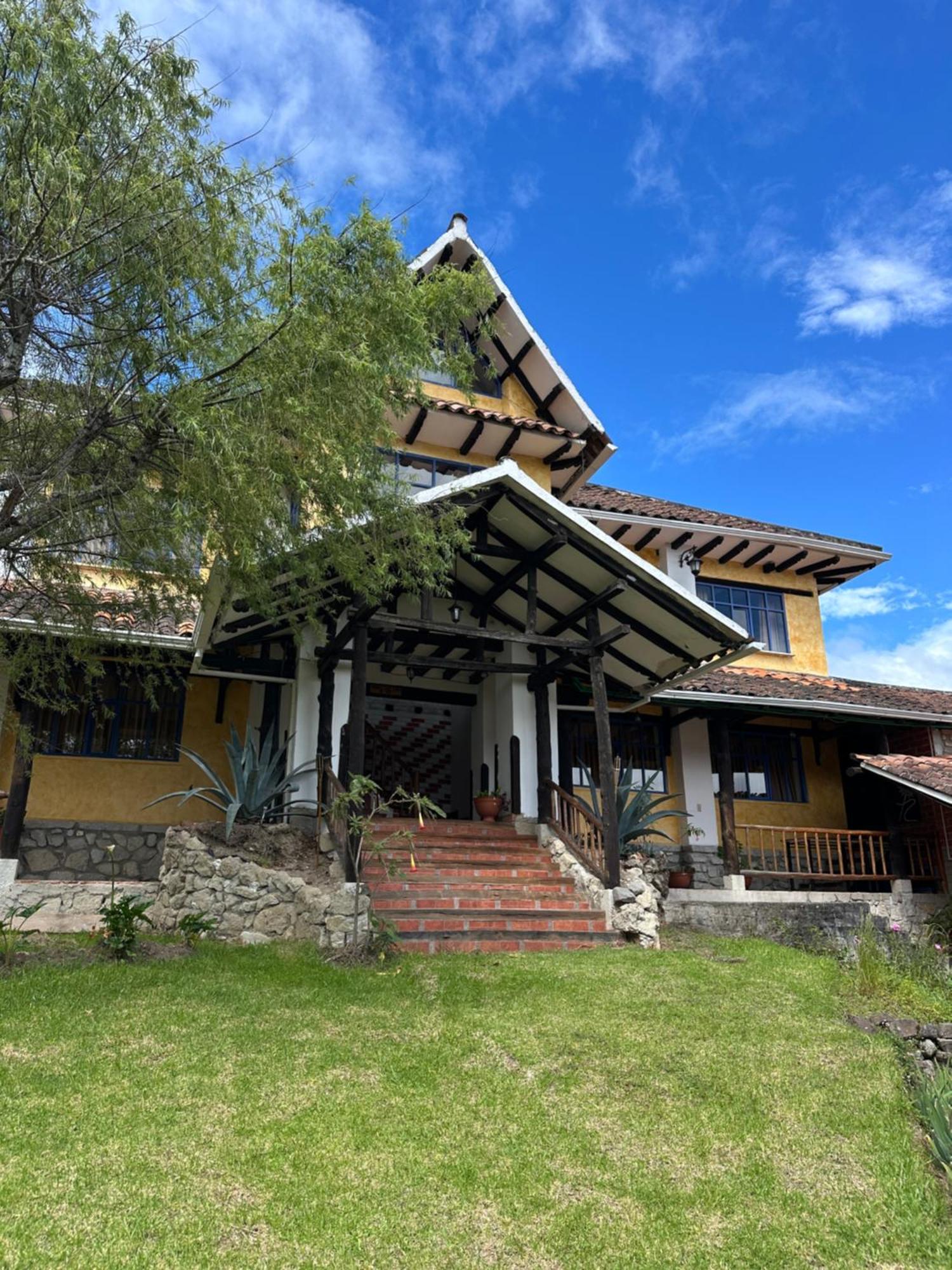 Hotel Achik Wasi Saraguro 외부 사진
